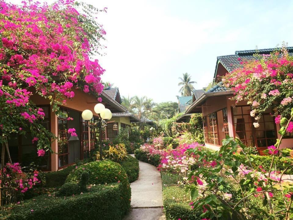 סיצ'ון Ekman Garden Resort מראה חיצוני תמונה