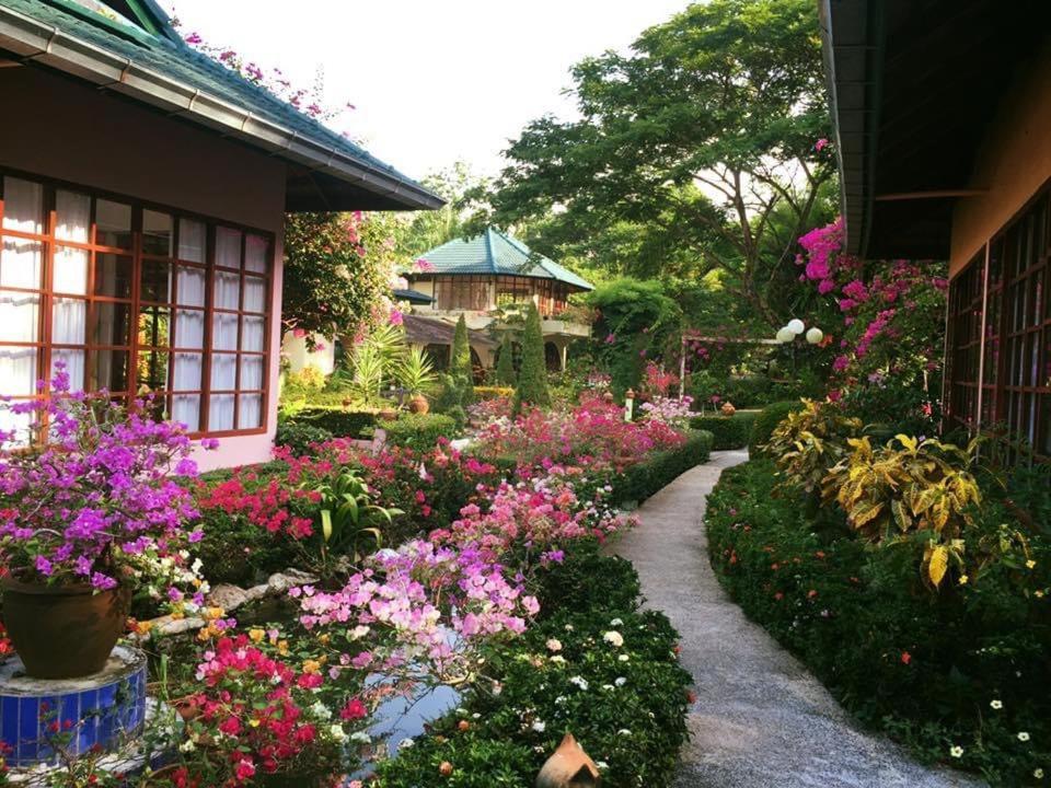 סיצ'ון Ekman Garden Resort מראה חיצוני תמונה